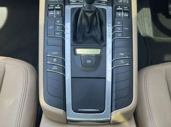 2020 PORSCHE MACAN 2020 PORSCHE MACAN