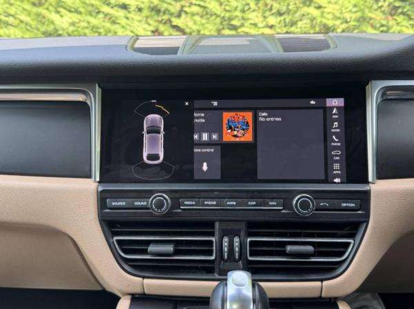 2020 PORSCHE MACAN 2020 PORSCHE MACAN