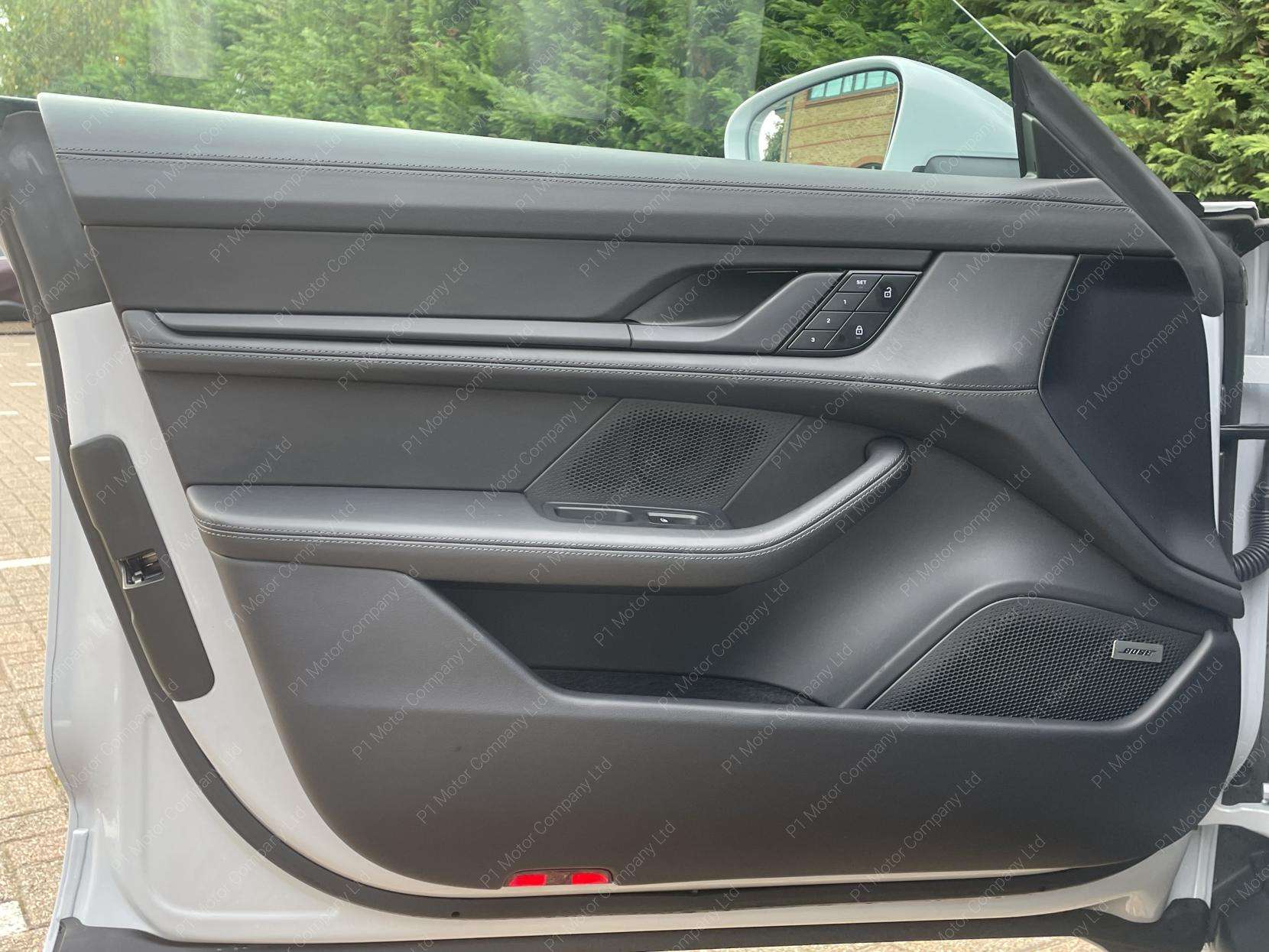 2023 PORSCHE TAYCAN 2023 PORSCHE TAYCAN