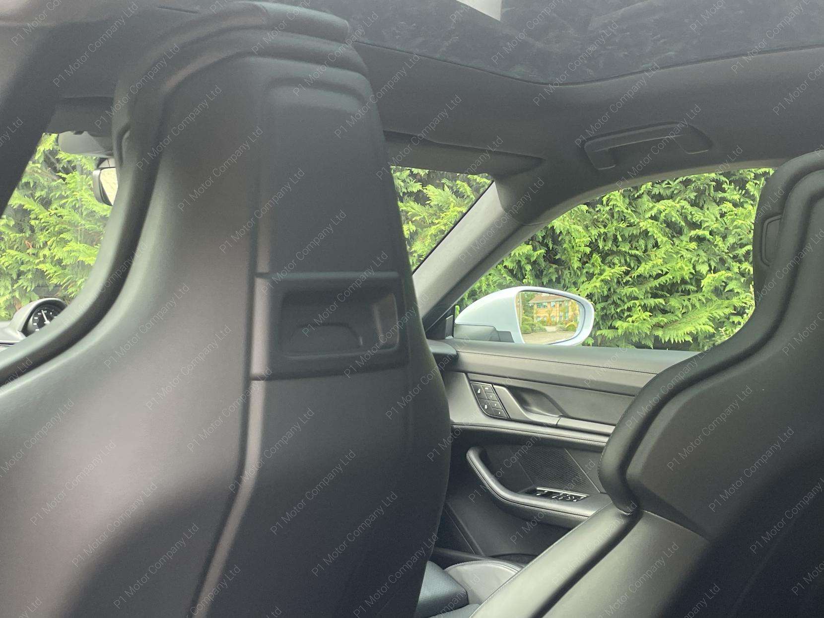 2023 PORSCHE TAYCAN 2023 PORSCHE TAYCAN