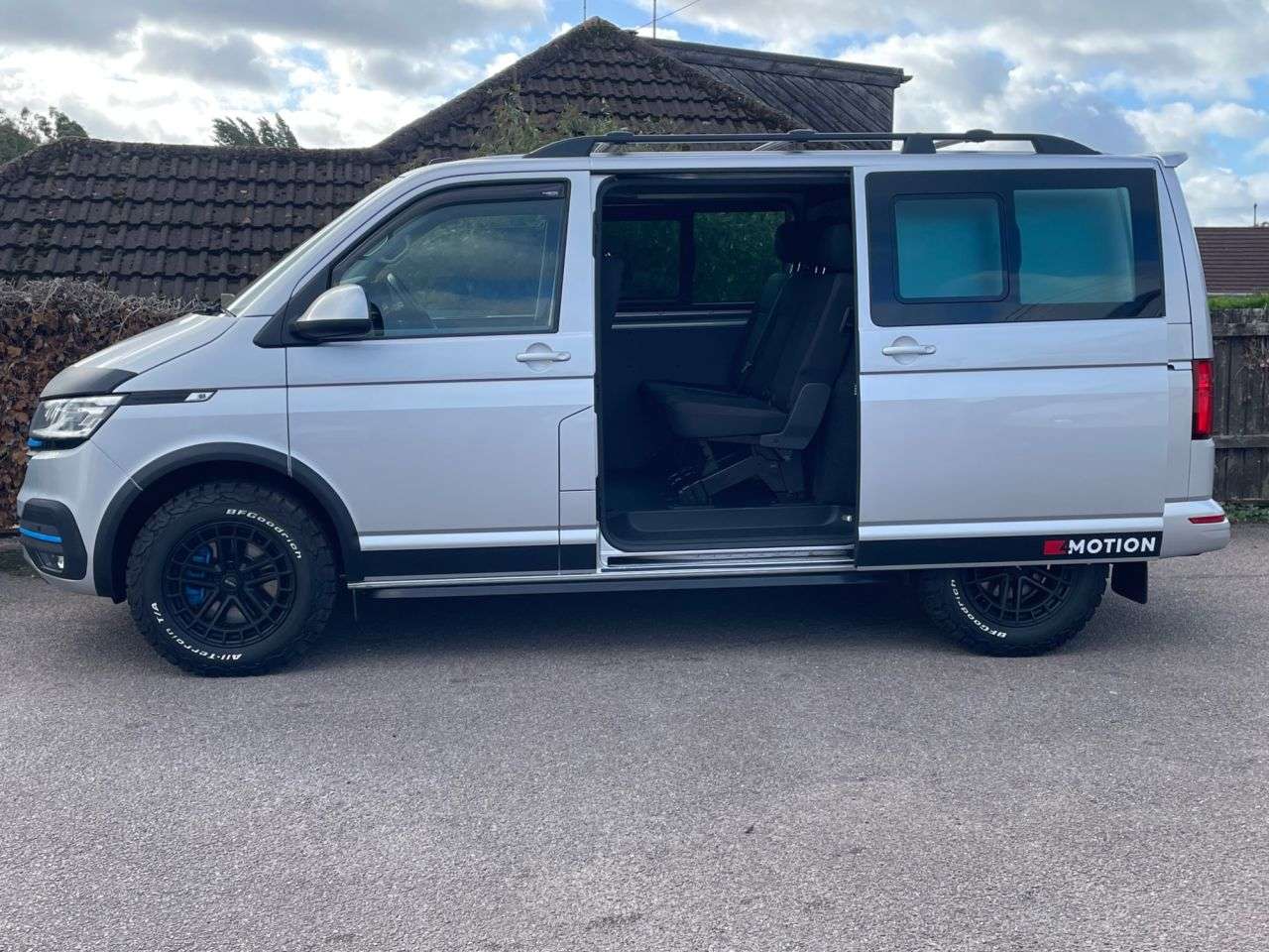 2021 VOLKSWAGEN TRANSPORTER T32 TDI KOMBI HIGHLINE 4 MOTION 2021 VOLKSWAGEN TRANSPORTER T32 TDI KOMBI HIGHLINE 4 MOTION