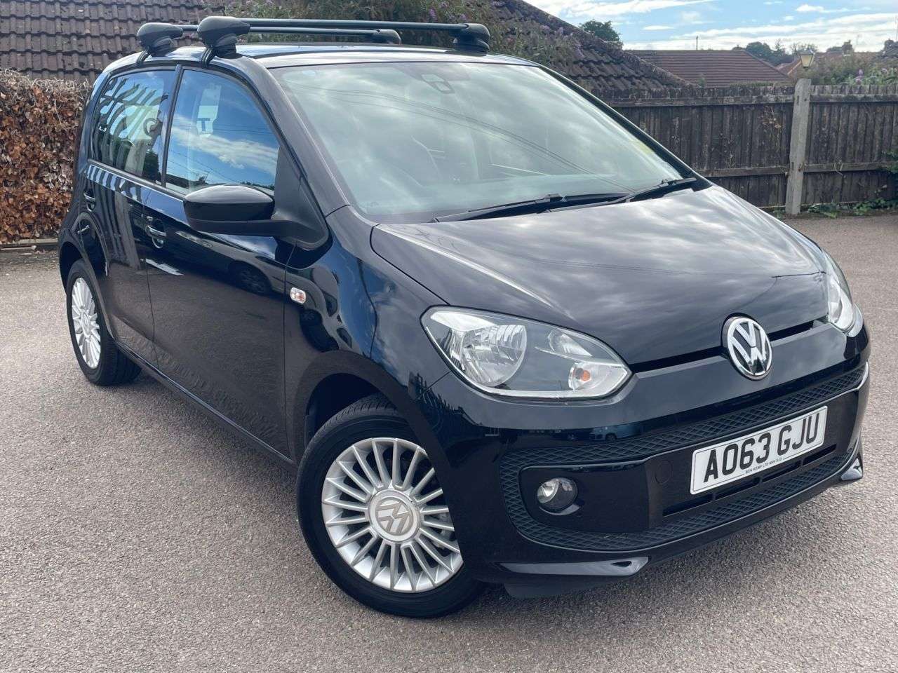 2014 VOLKSWAGEN UP! 2014 VOLKSWAGEN UP!