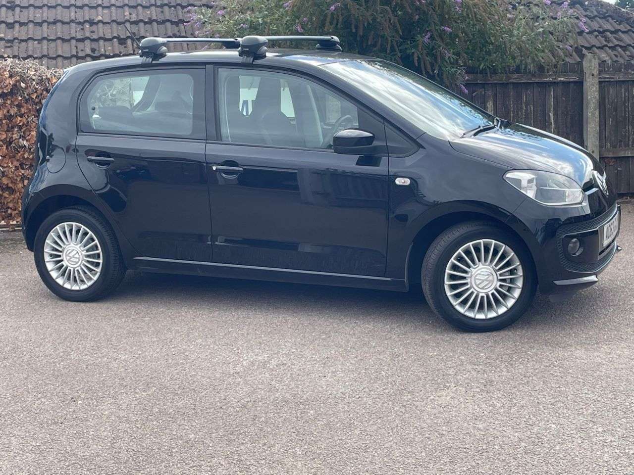 2014 VOLKSWAGEN UP! 2014 VOLKSWAGEN UP!