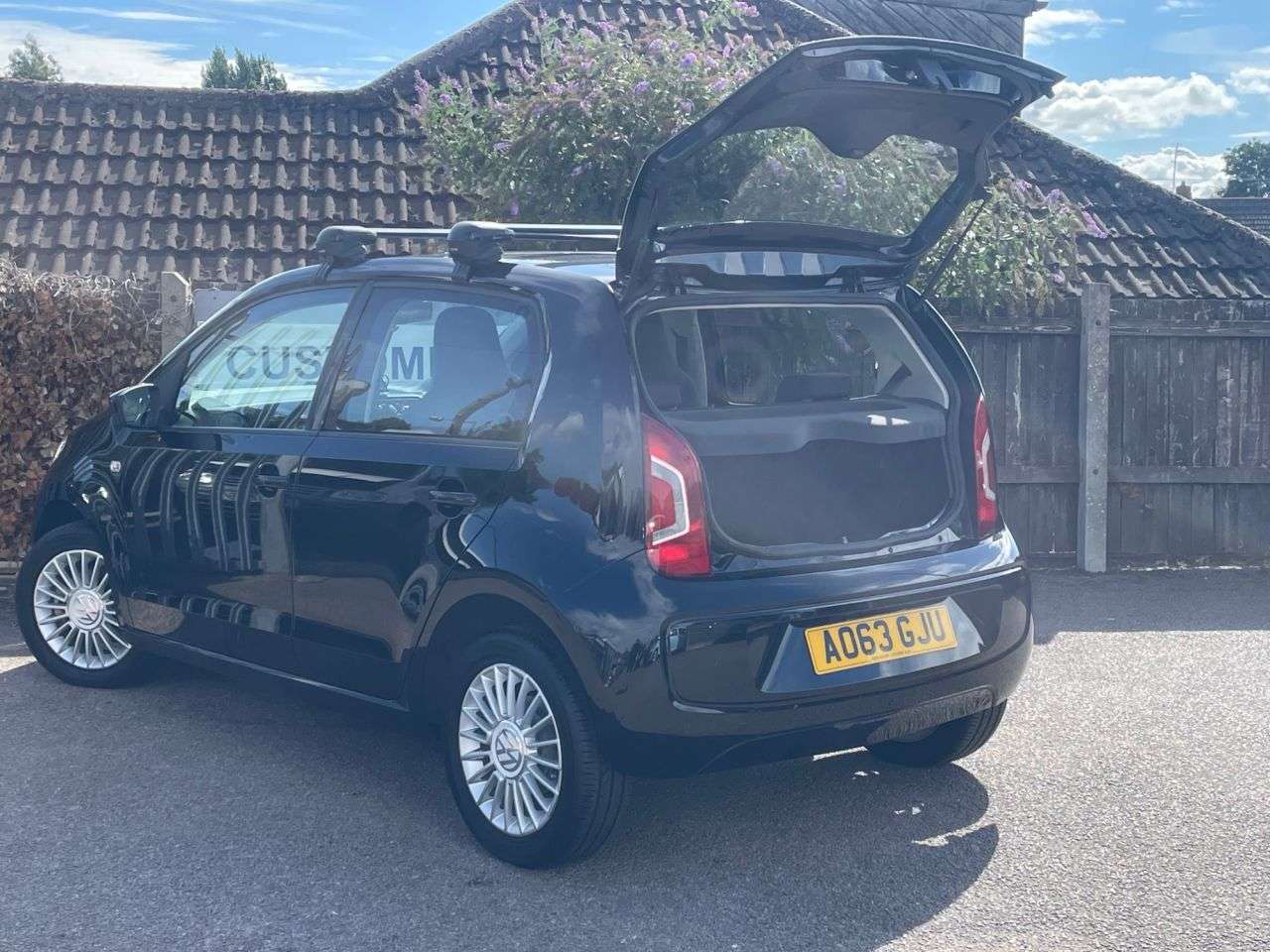 2014 VOLKSWAGEN UP! 2014 VOLKSWAGEN UP!