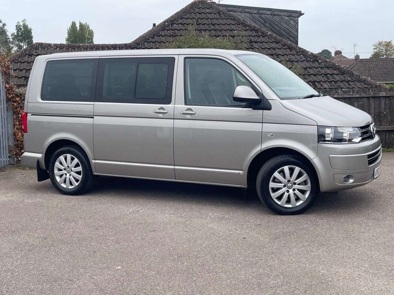 2013 VOLKSWAGEN CARAVELLE 2013 VOLKSWAGEN CARAVELLE