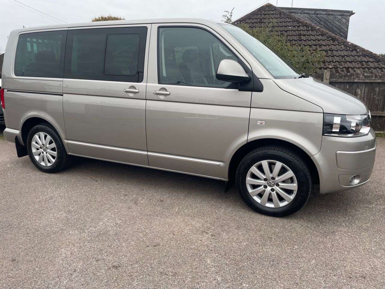 2013 VOLKSWAGEN CARAVELLE 2013 VOLKSWAGEN CARAVELLE