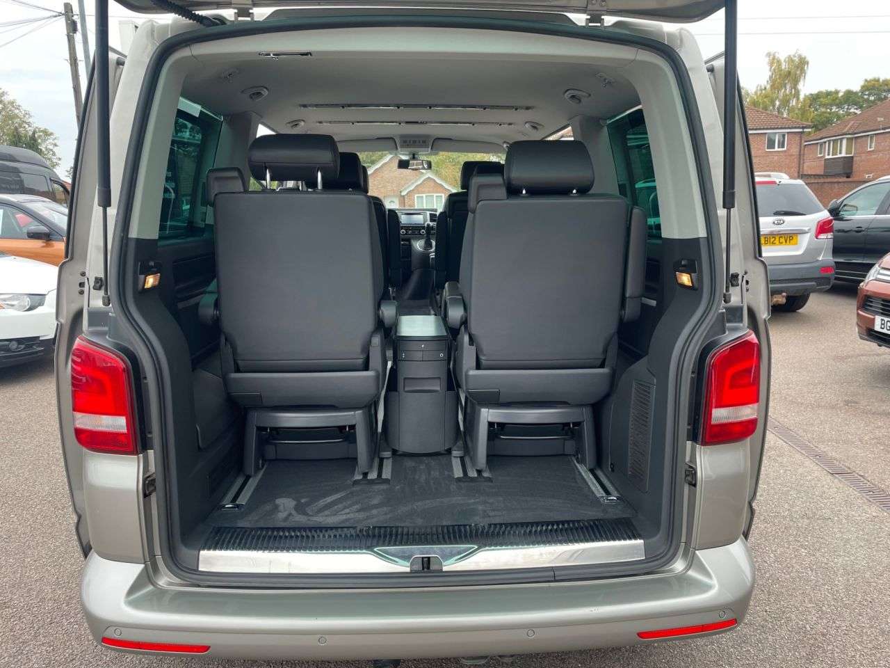 2013 VOLKSWAGEN CARAVELLE 2013 VOLKSWAGEN CARAVELLE