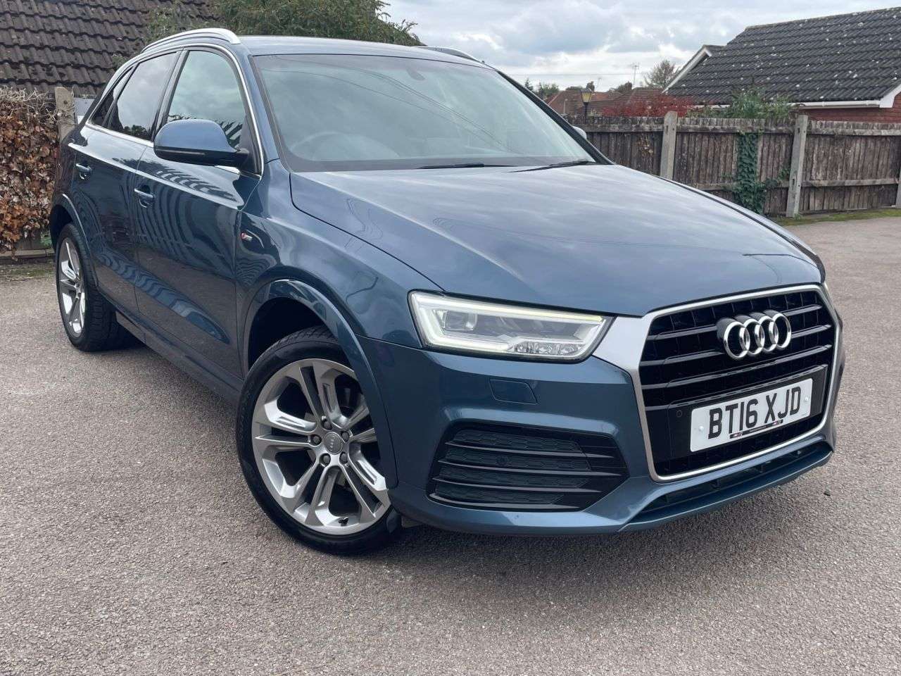 2016 AUDI Q3 2016 AUDI Q3