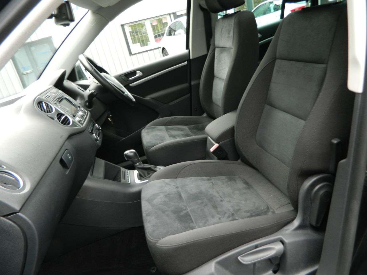 2015 VOLKSWAGEN TIGUAN 2015 VOLKSWAGEN TIGUAN