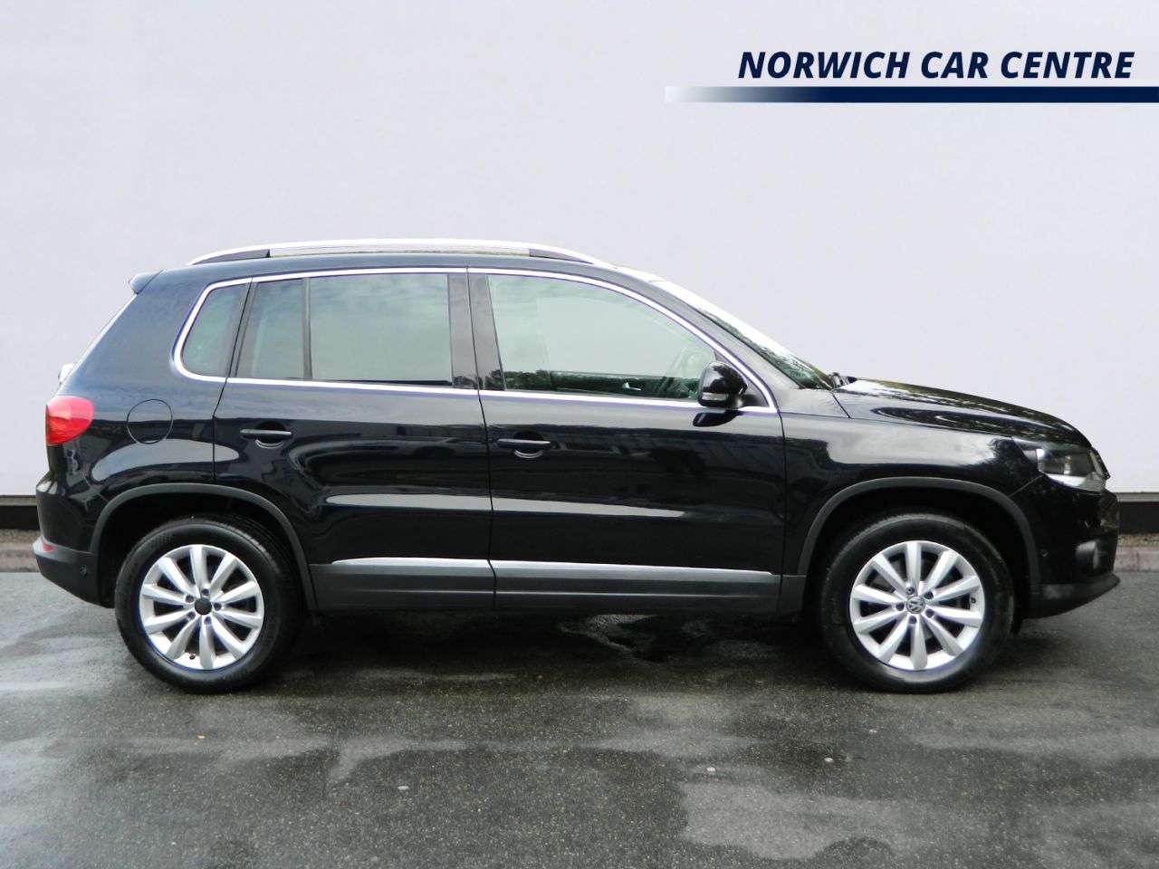 2015 VOLKSWAGEN TIGUAN 2015 VOLKSWAGEN TIGUAN