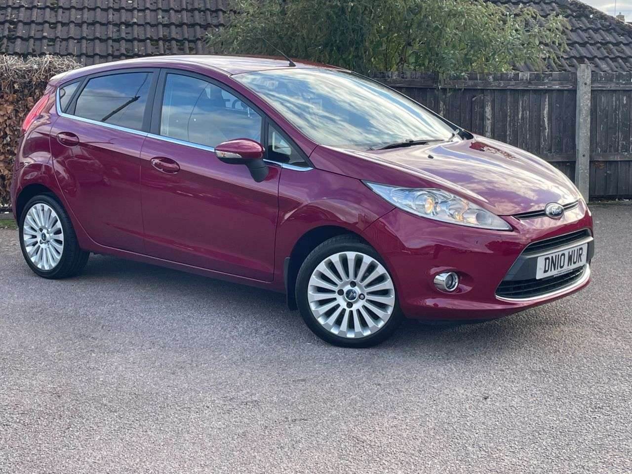 2010 FORD FIESTA 2010 FORD FIESTA