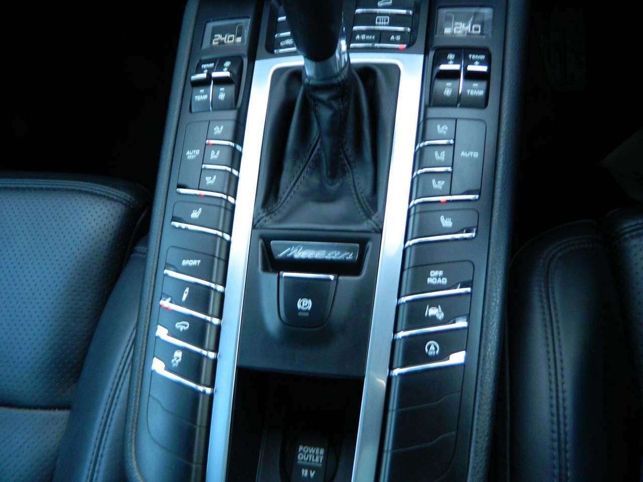 2014 PORSCHE MACAN 2014 PORSCHE MACAN