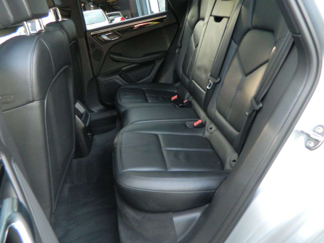 2014 PORSCHE MACAN 2014 PORSCHE MACAN