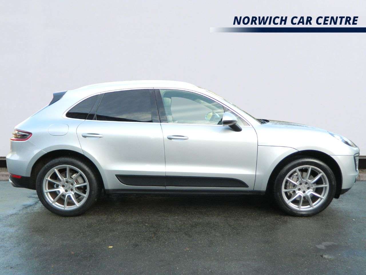 2014 PORSCHE MACAN 2014 PORSCHE MACAN