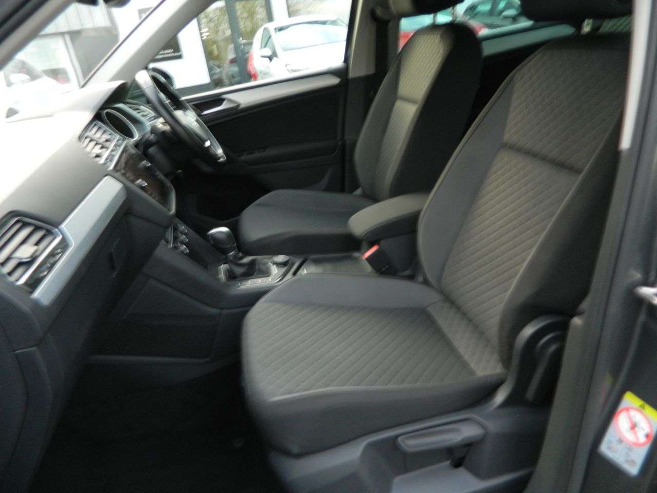 2017 VOLKSWAGEN TIGUAN 2017 VOLKSWAGEN TIGUAN