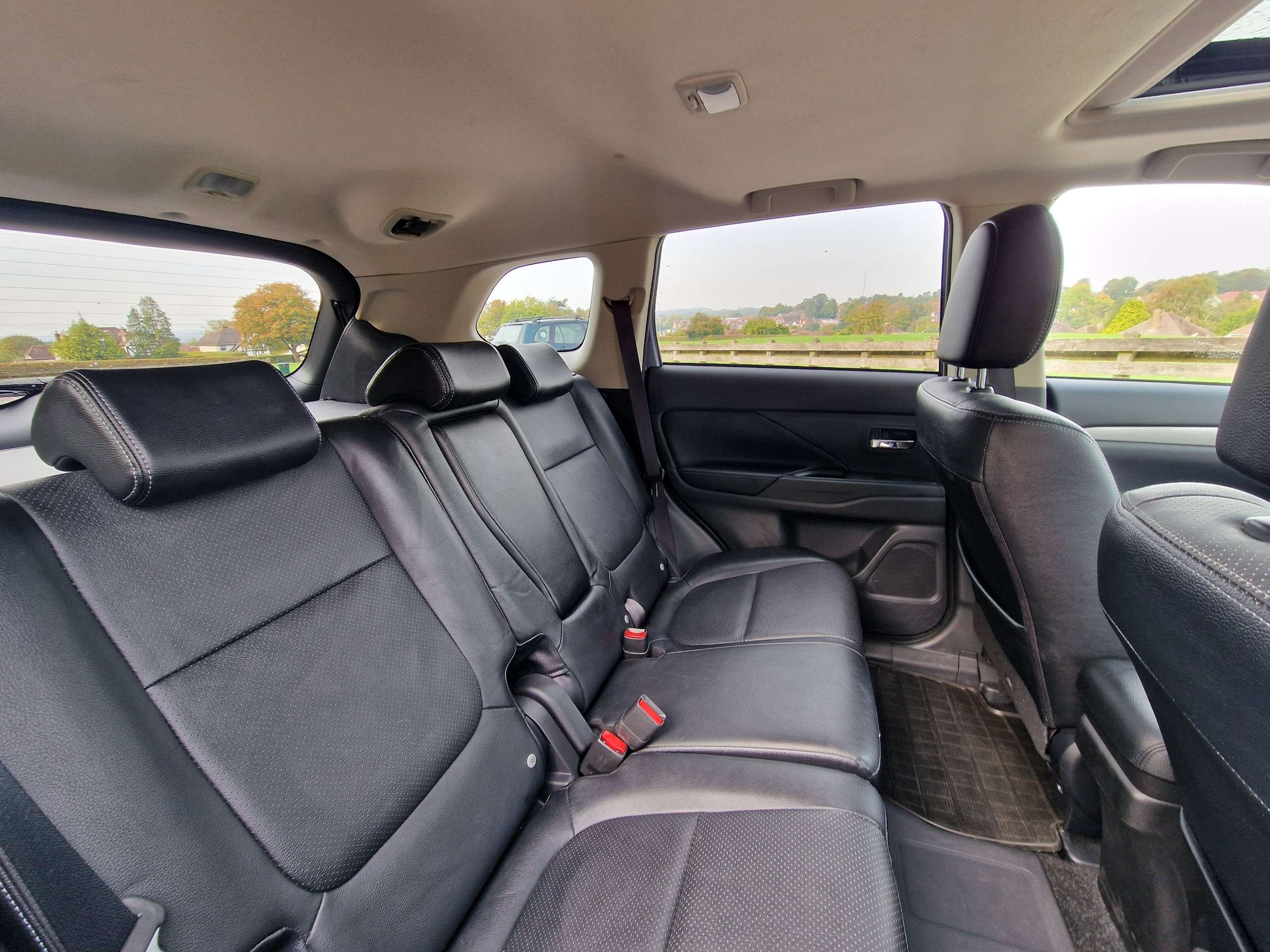 2015 MITSUBISHI OUTLANDER 2015 MITSUBISHI OUTLANDER