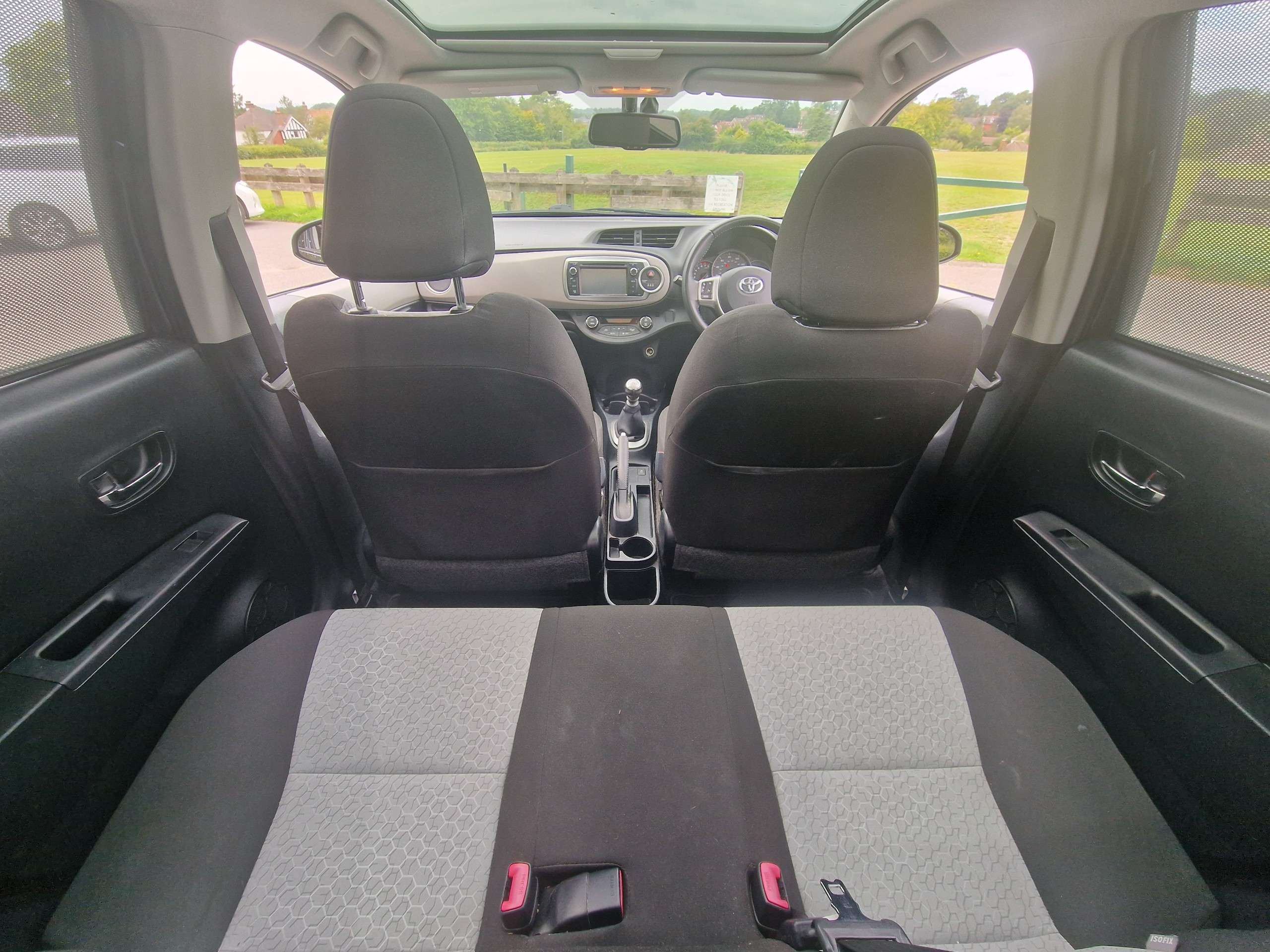 2011 TOYOTA YARIS 2011 TOYOTA YARIS