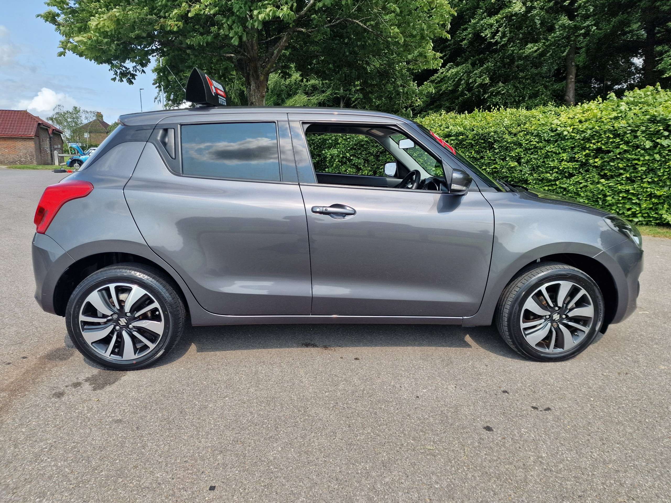 2019 SUZUKI SWIFT 2019 SUZUKI SWIFT