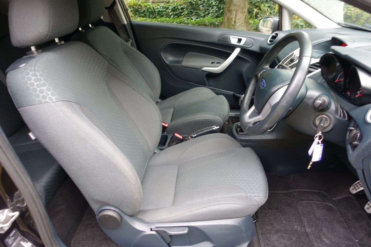 2012 FORD FIESTA 2012 FORD FIESTA