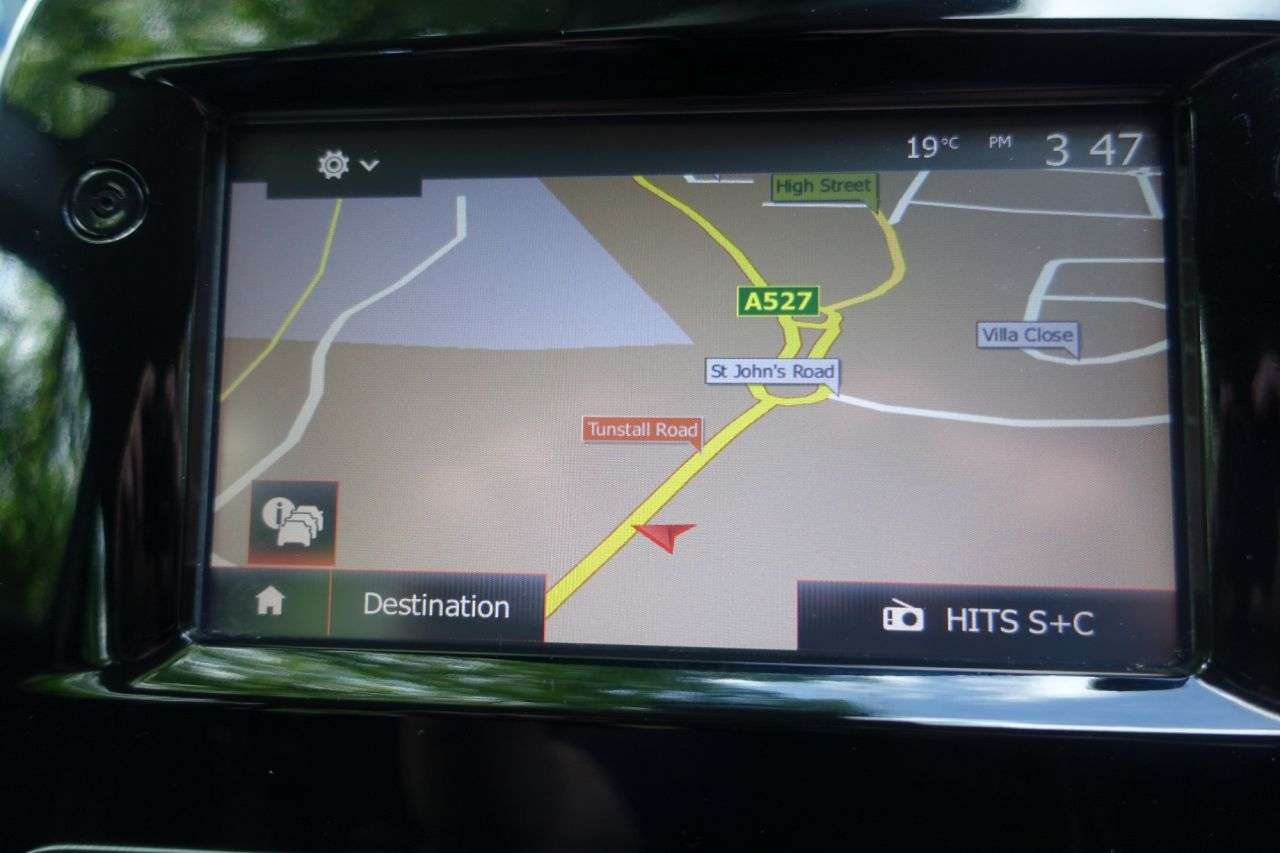 2018 RENAULT CLIO 2018 RENAULT CLIO