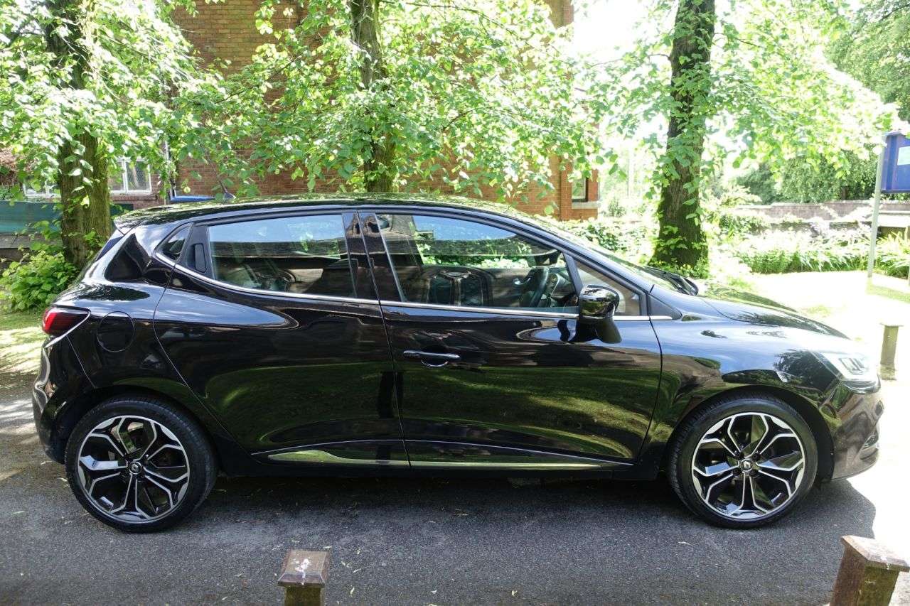 2018 RENAULT CLIO 2018 RENAULT CLIO