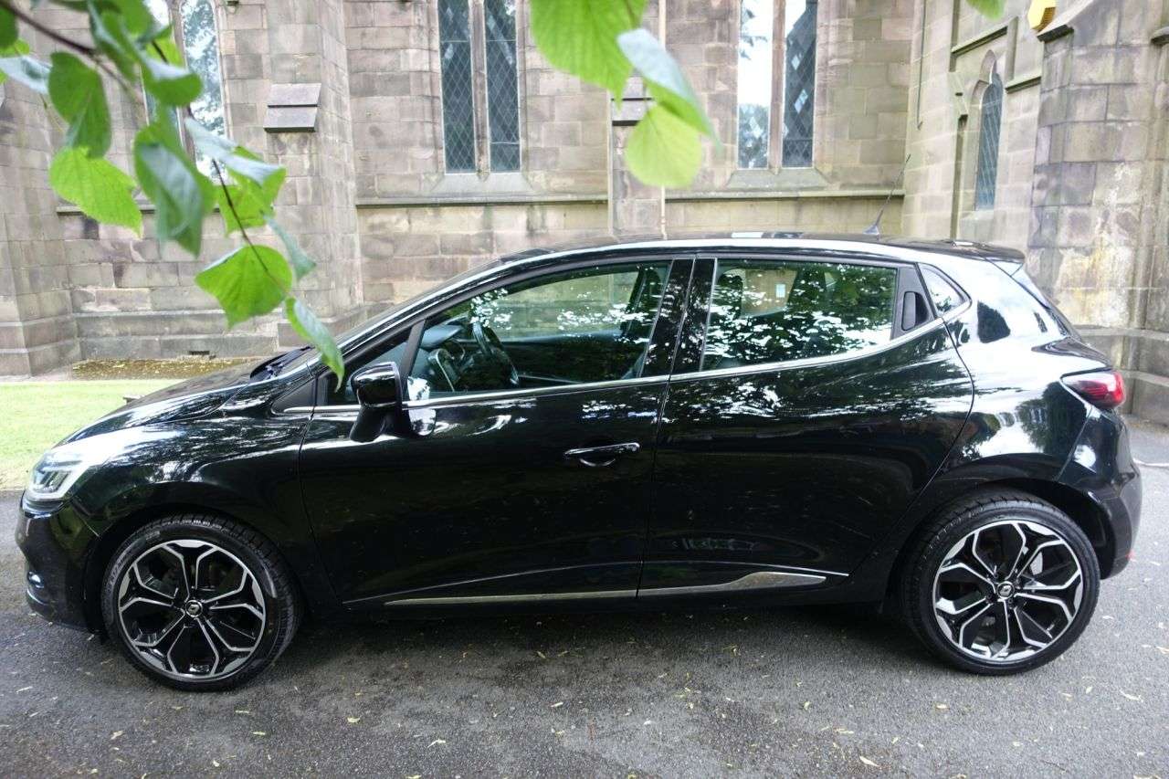 2018 RENAULT CLIO 2018 RENAULT CLIO