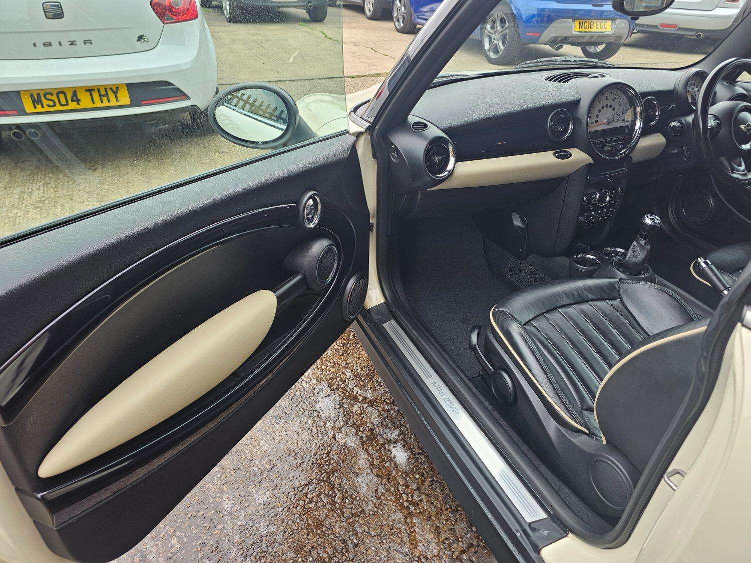 2010 MINI HATCH 2010 MINI HATCH