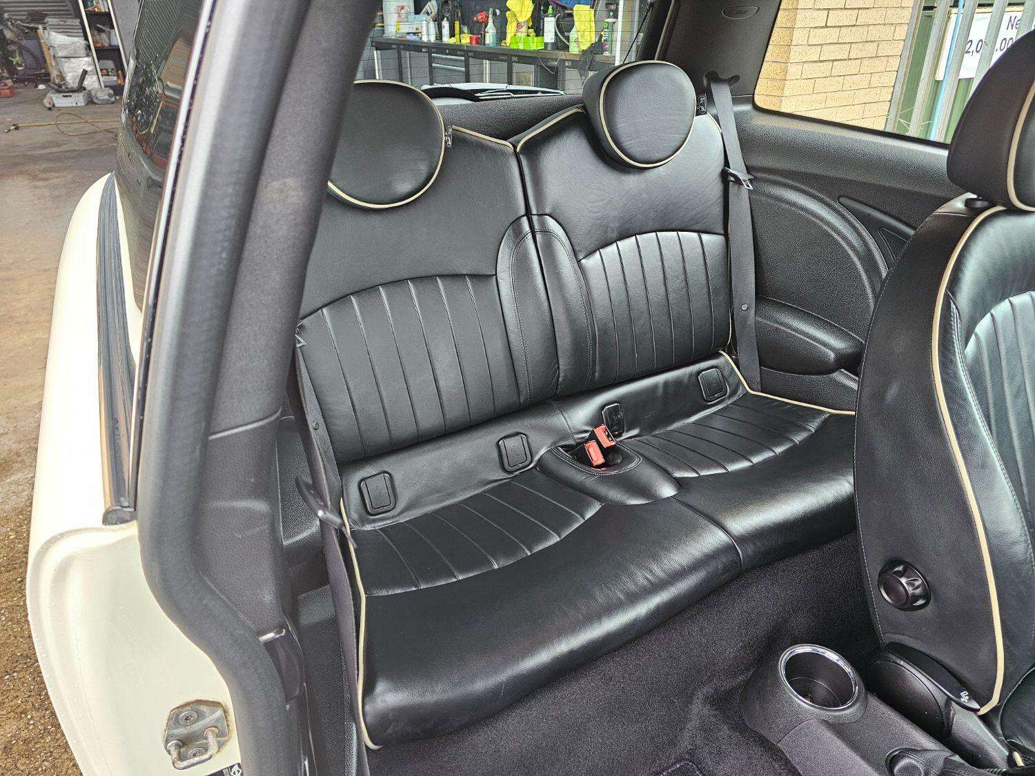 2010 MINI HATCH 2010 MINI HATCH