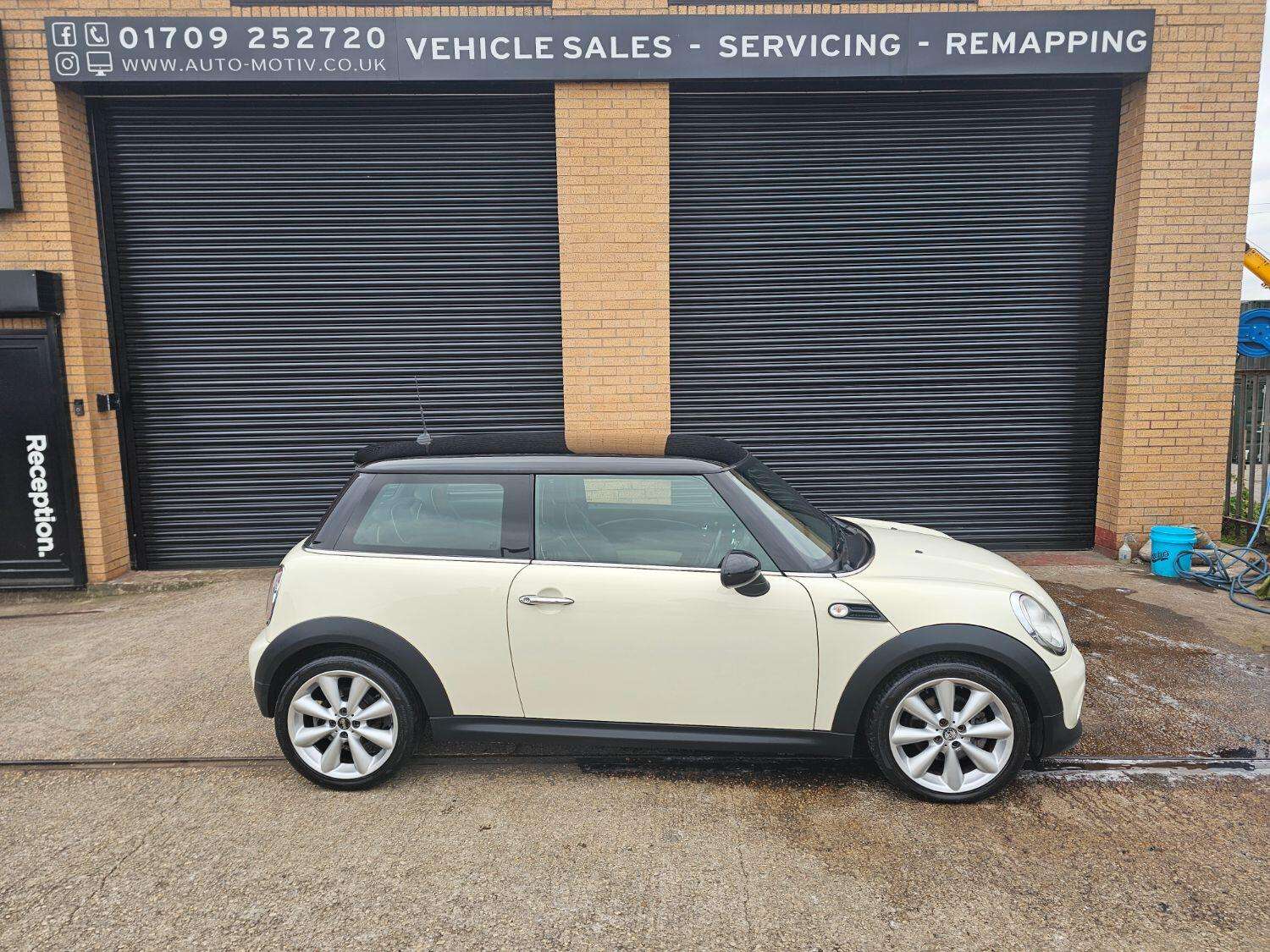 2010 MINI HATCH 2010 MINI HATCH