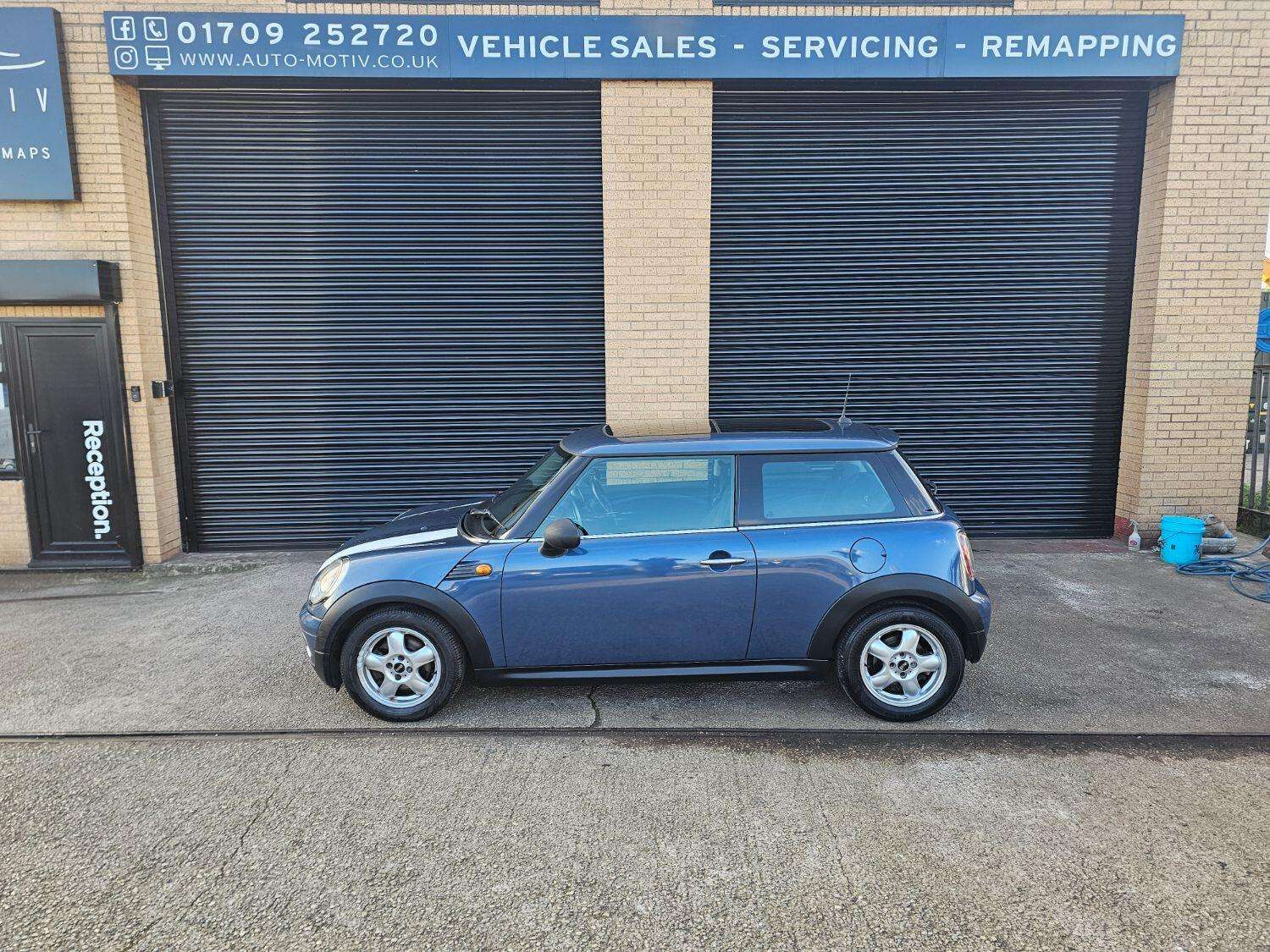 2009 MINI HATCH 2009 MINI HATCH