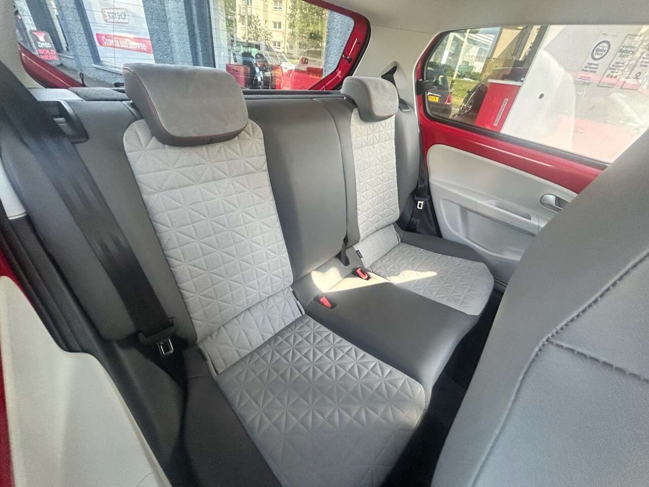 2019 VOLKSWAGEN UP! 2019 VOLKSWAGEN UP!