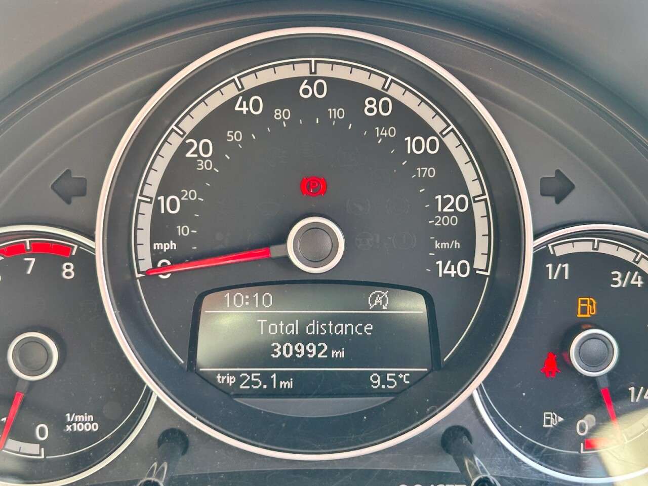 2019 VOLKSWAGEN UP! 2019 VOLKSWAGEN UP!