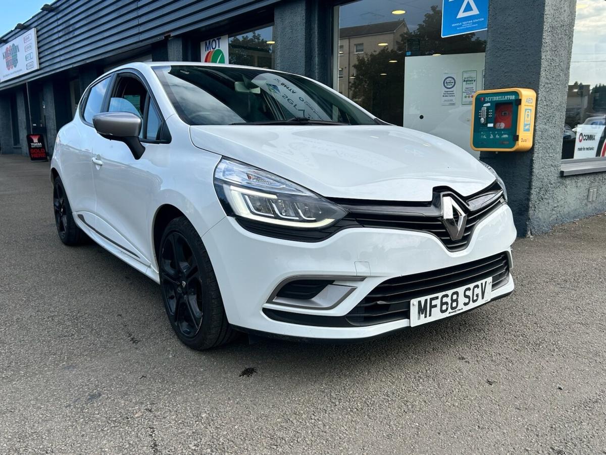 Check out this Renault Clio 2018 Petrol Manual