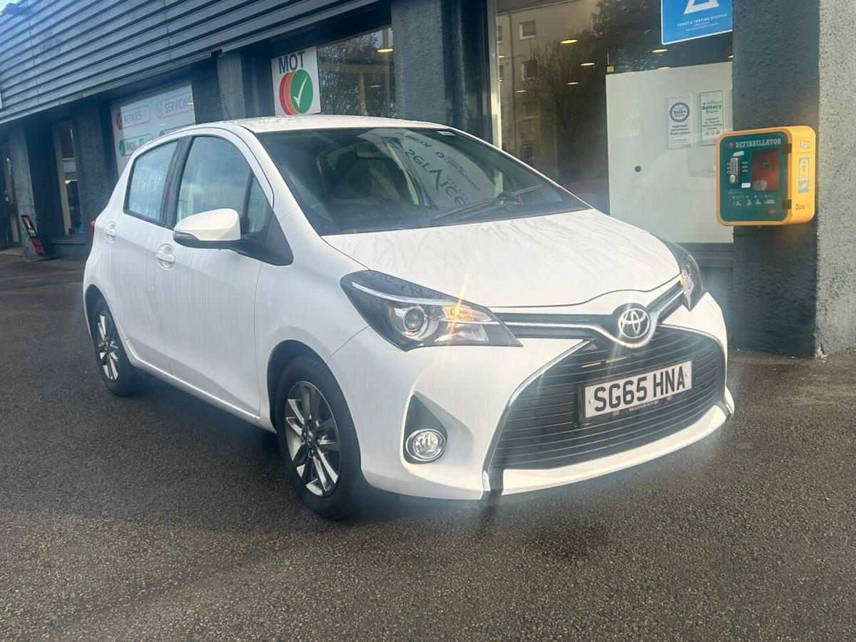 Check out this Toyota Yaris 2015 Petrol Manual