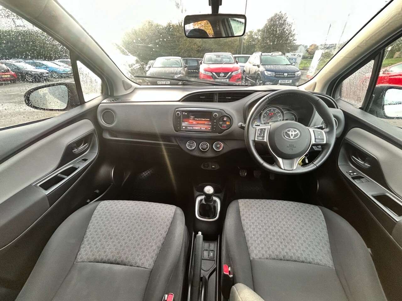 2015 TOYOTA YARIS 2015 TOYOTA YARIS