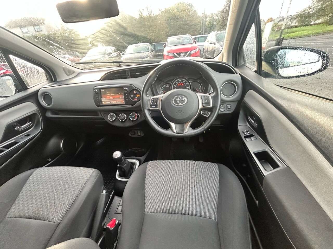 2015 TOYOTA YARIS 2015 TOYOTA YARIS