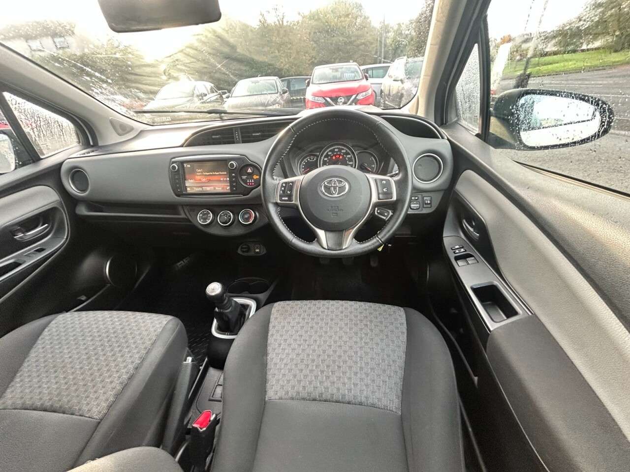 2015 TOYOTA YARIS 2015 TOYOTA YARIS
