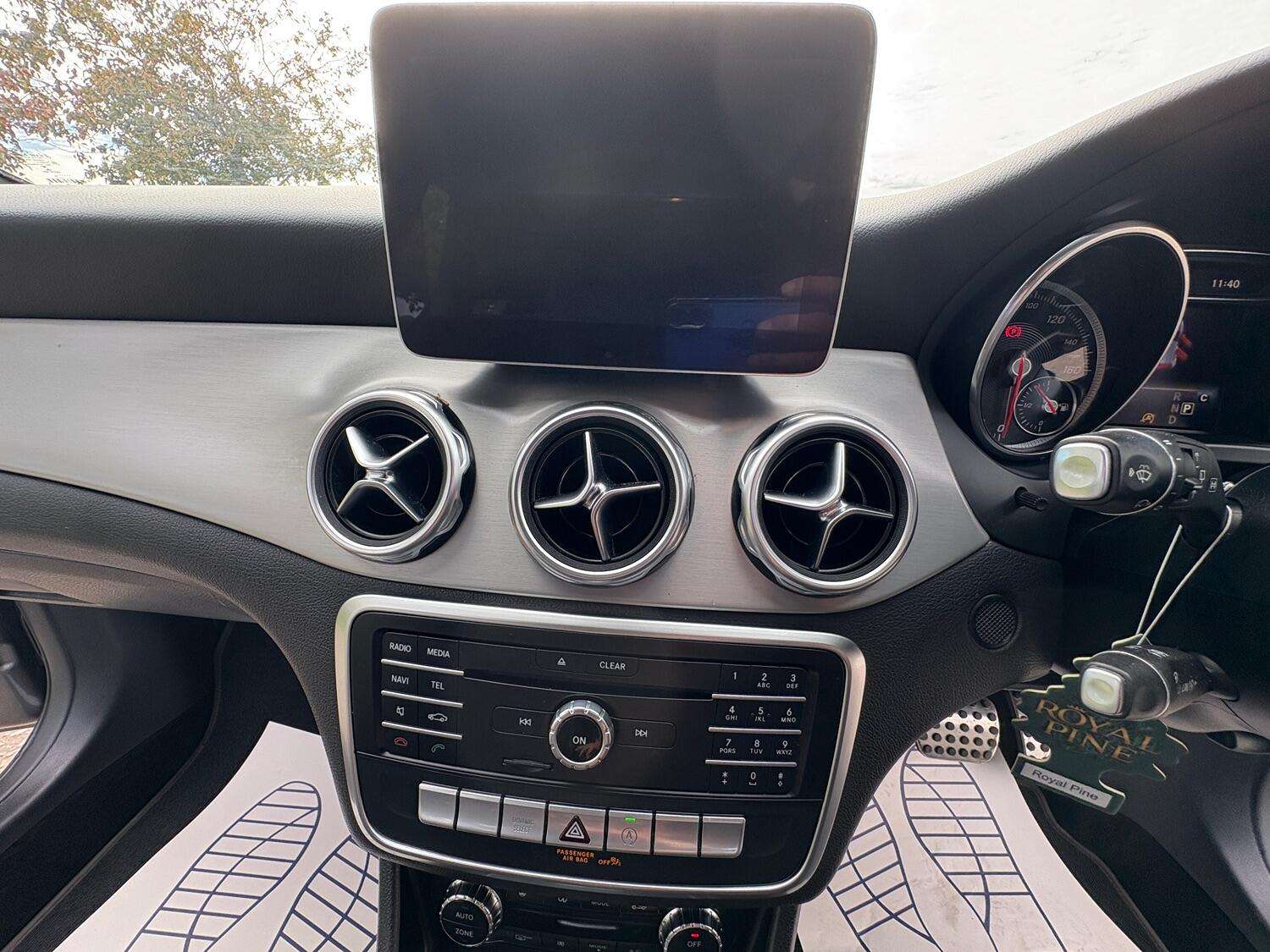 2018 MERCEDES-BENZ GLA CLASS 2018 MERCEDES-BENZ GLA CLASS