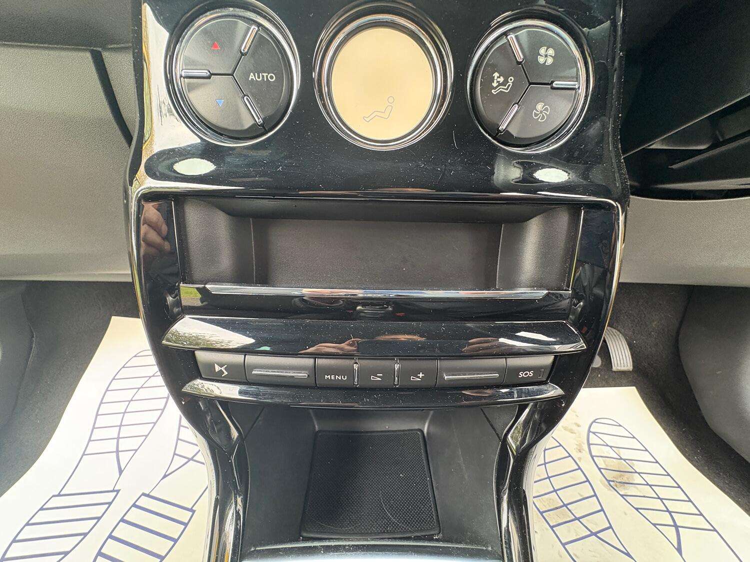 2018 DS AUTOMOBILES DS 3 2018 DS AUTOMOBILES DS 3