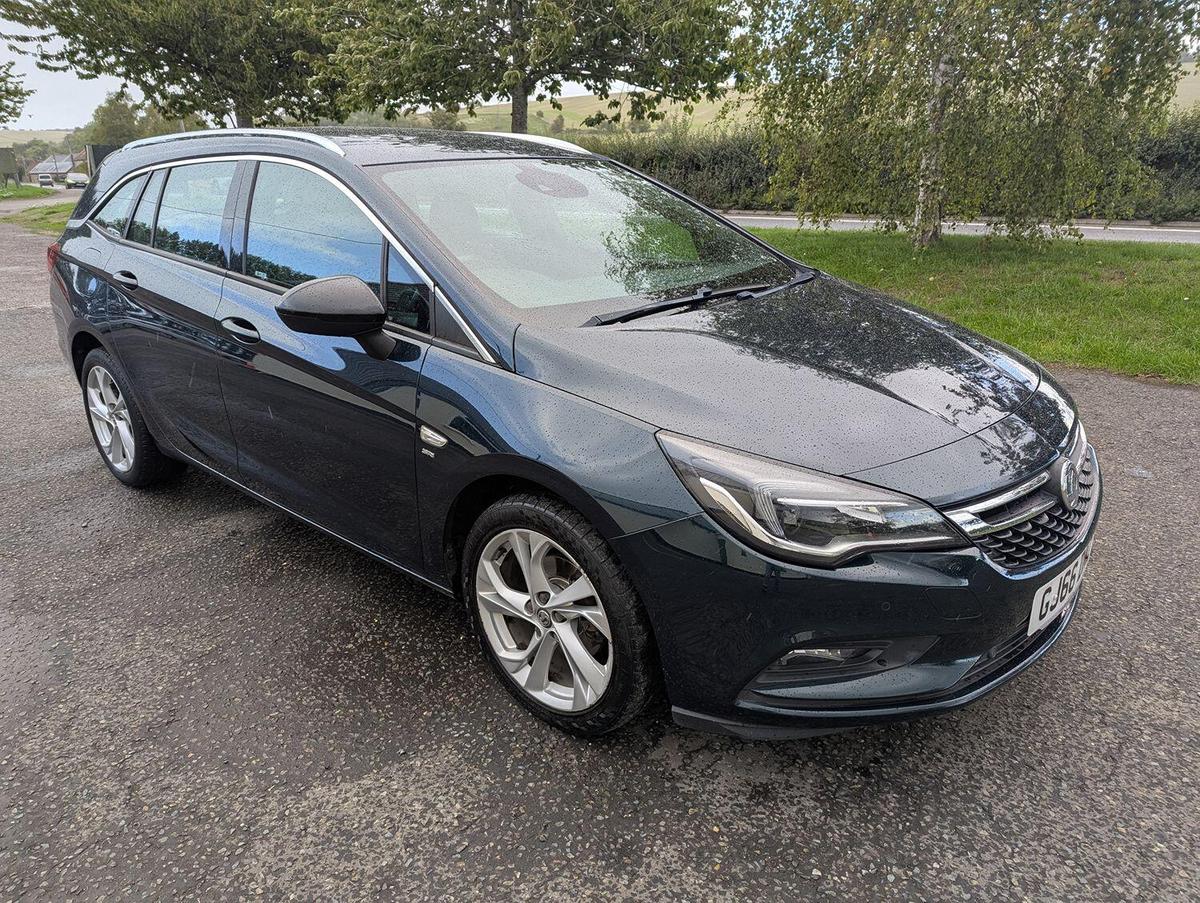 Check out this Vauxhall Astra 2016 Petrol Automatic