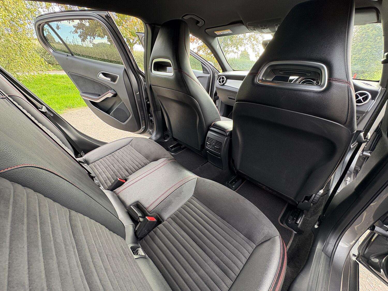 2018 MERCEDES-BENZ GLA CLASS 2018 MERCEDES-BENZ GLA CLASS