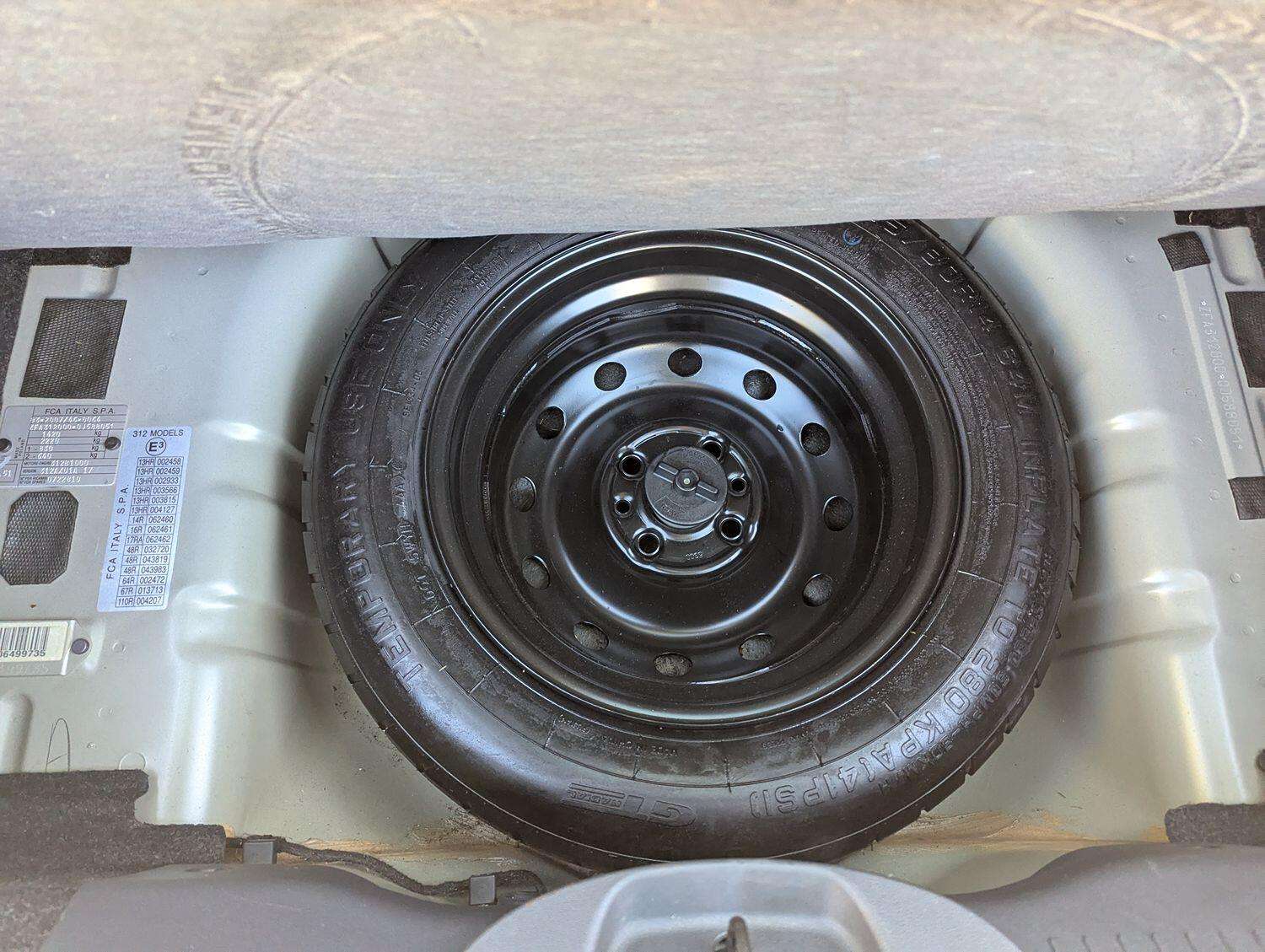 2017 FIAT 500 2017 FIAT 500