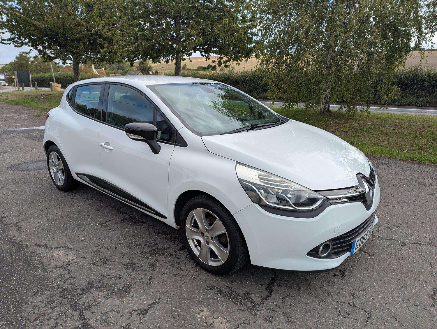 2015 RENAULT CLIO 2015 RENAULT CLIO