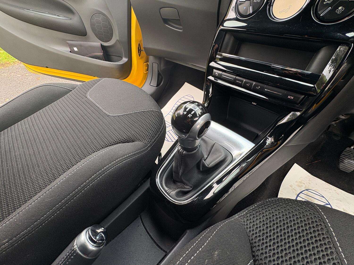 2018 DS AUTOMOBILES DS 3 2018 DS AUTOMOBILES DS 3