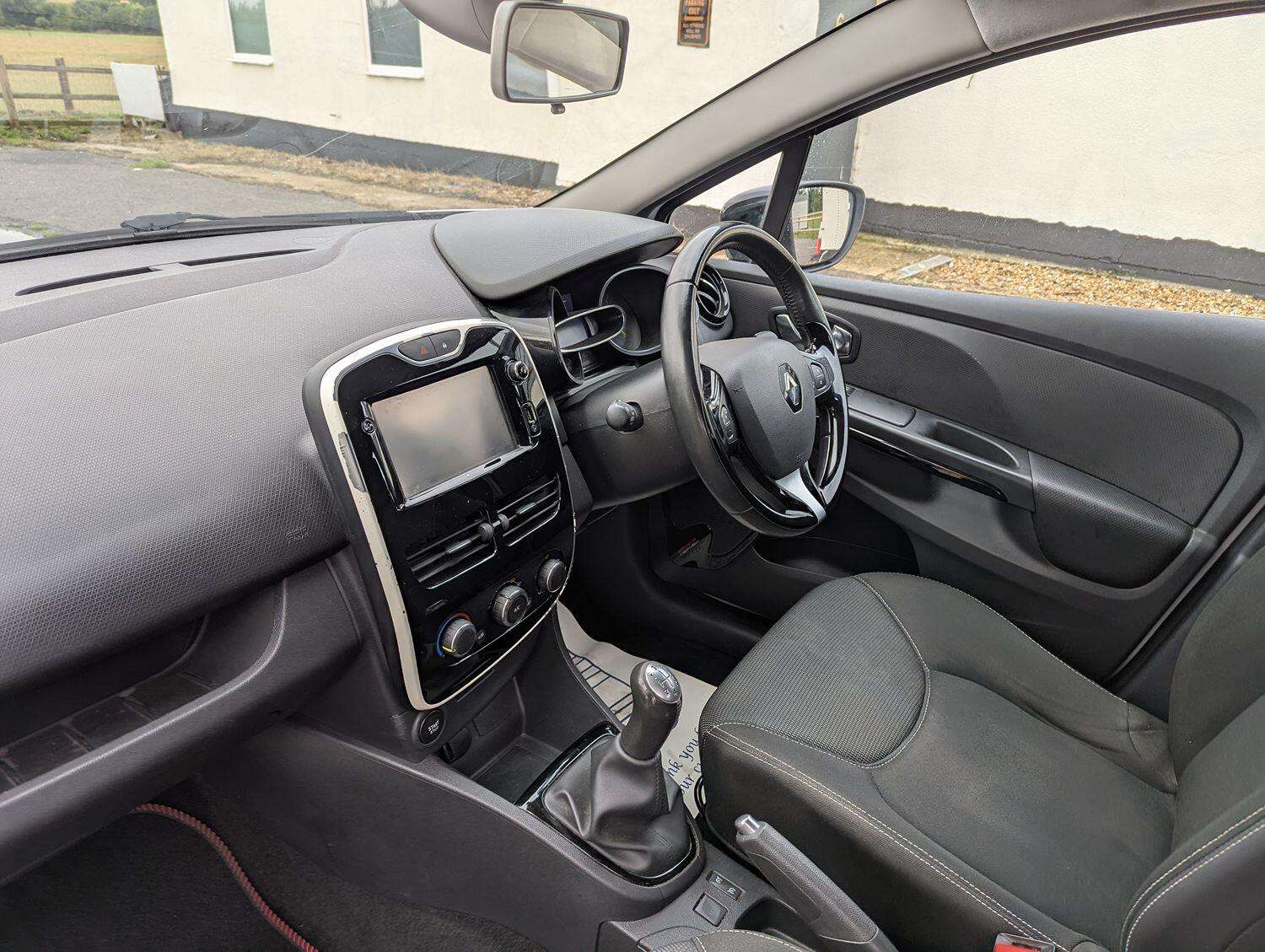 2015 RENAULT CLIO 2015 RENAULT CLIO