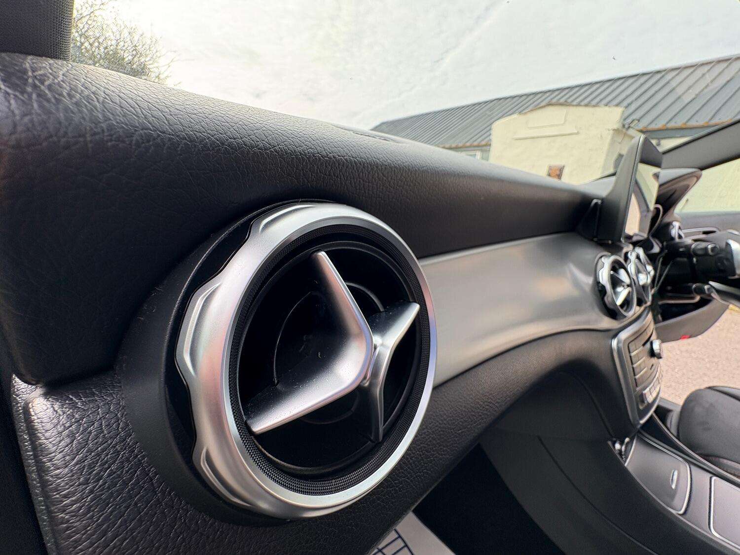 2018 MERCEDES-BENZ GLA CLASS 2018 MERCEDES-BENZ GLA CLASS