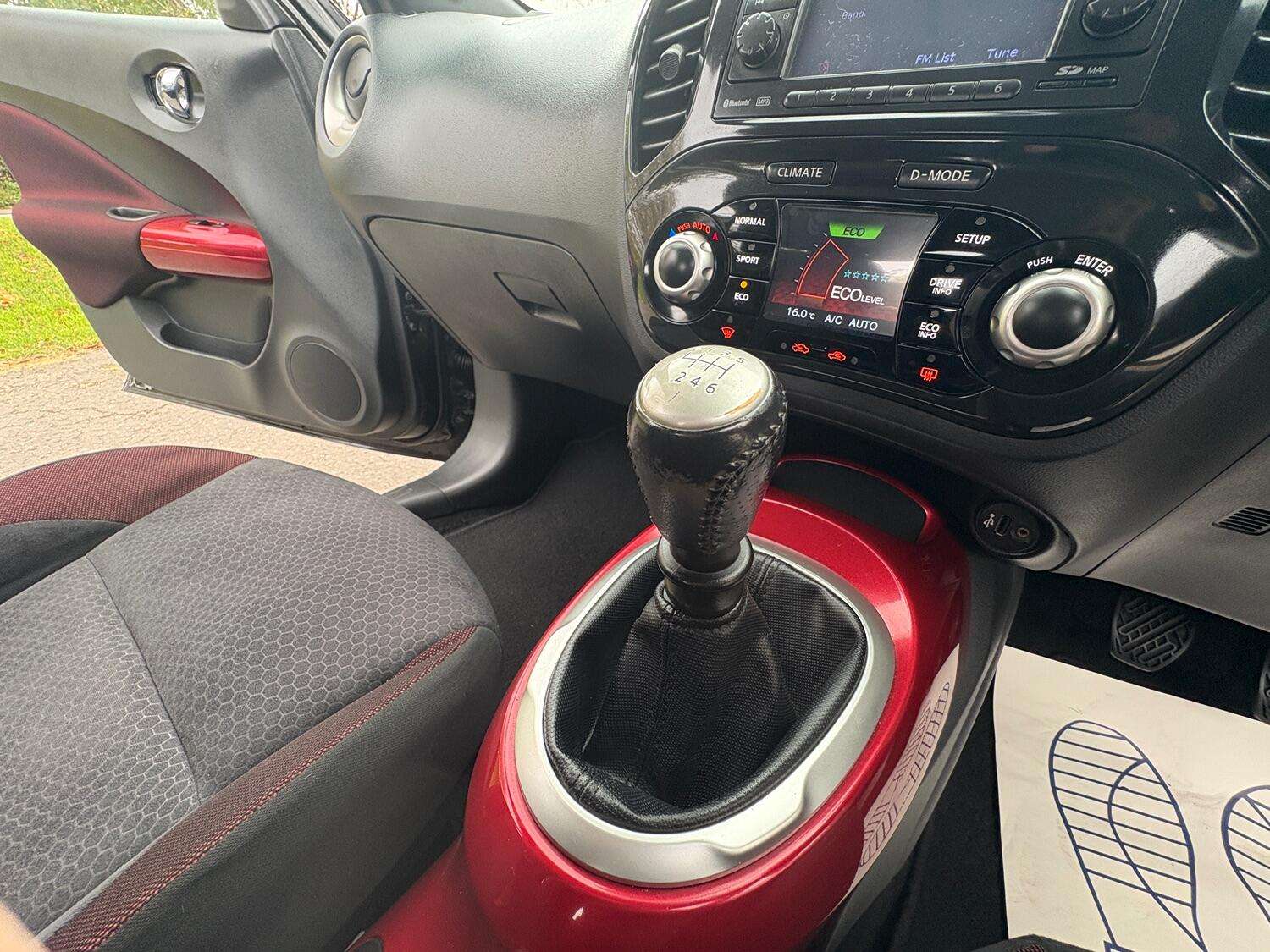 2011 NISSAN JUKE 2011 NISSAN JUKE