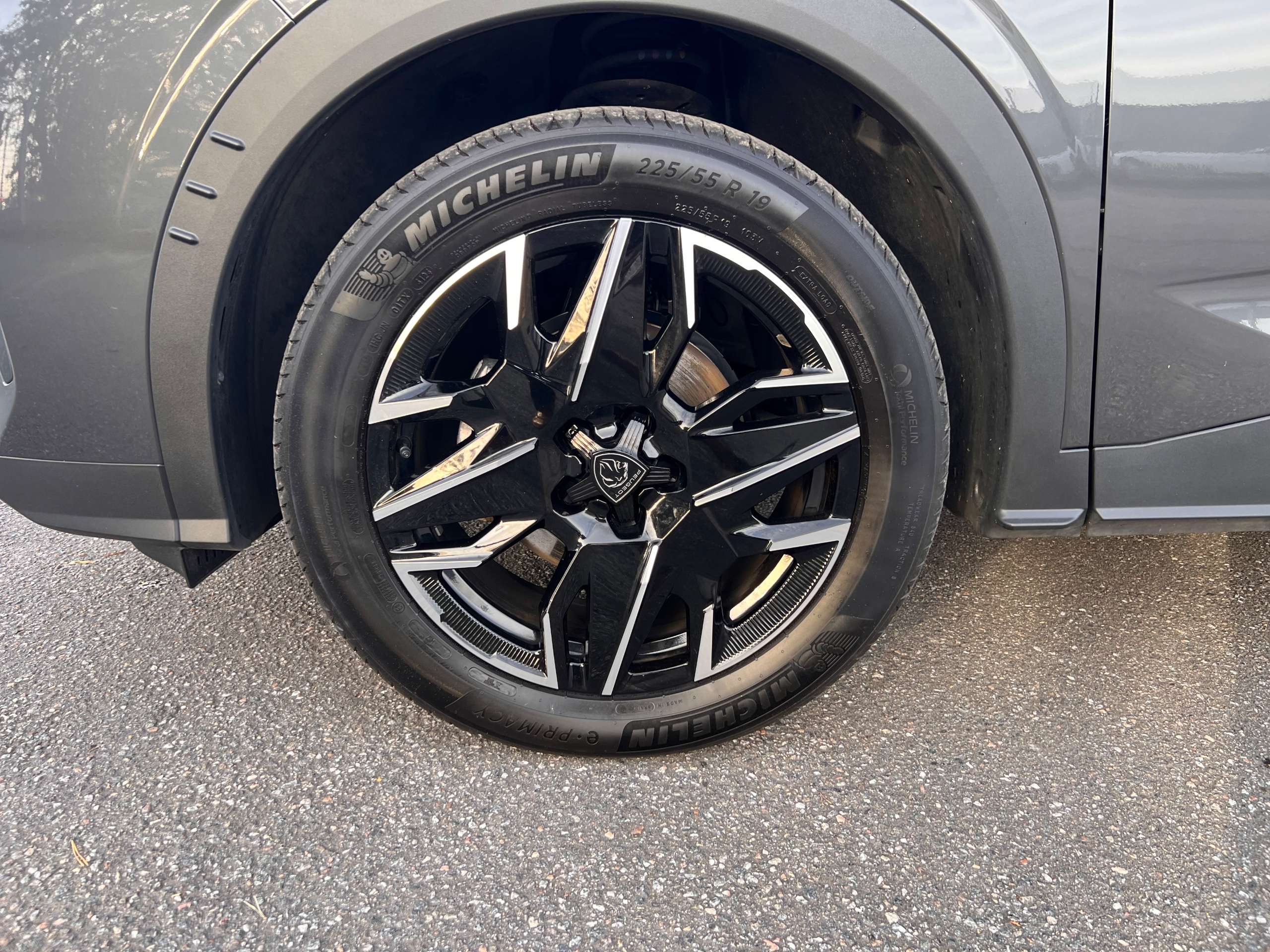 2024 PEUGEOT 3008 2024 PEUGEOT 3008