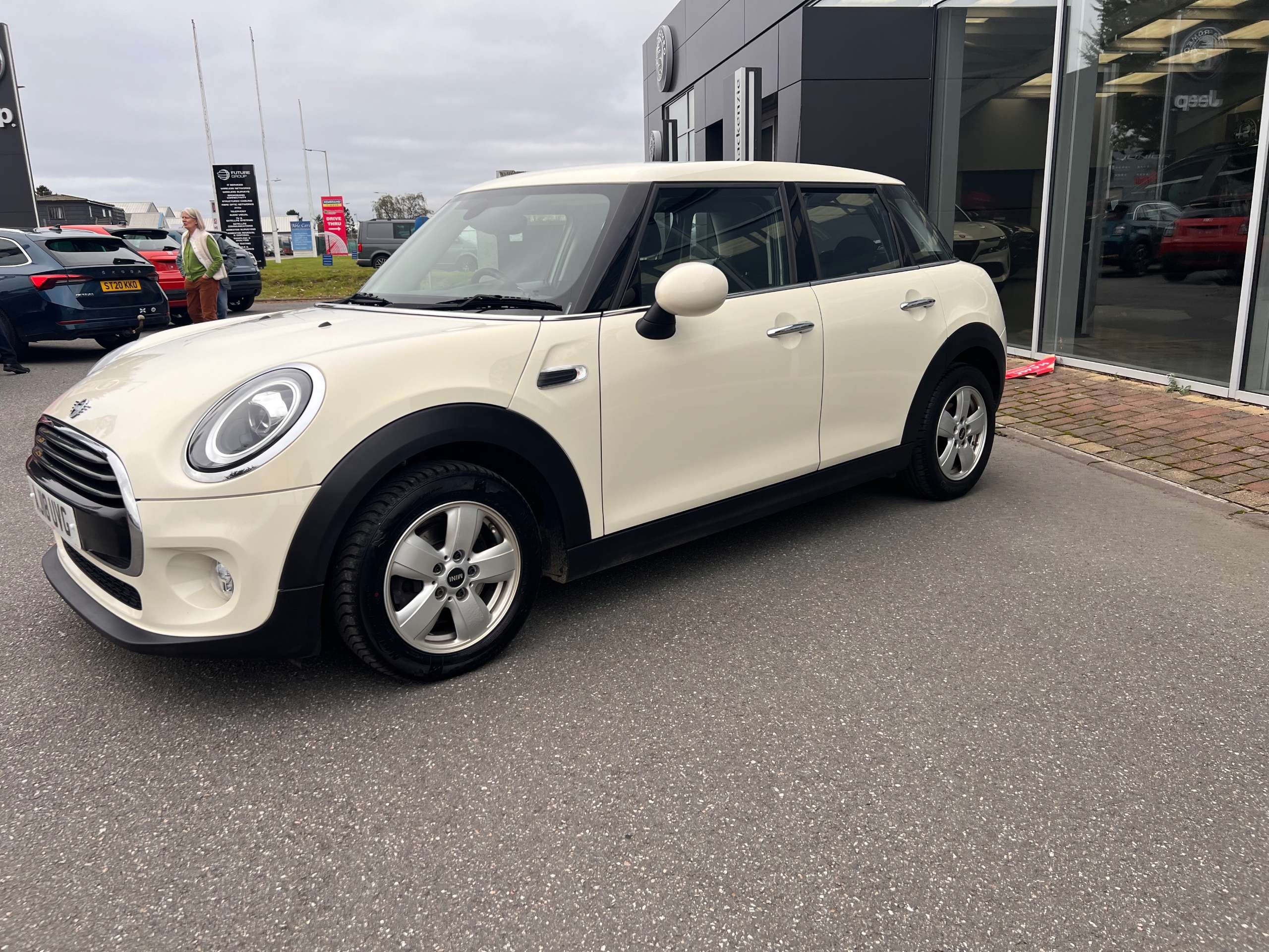 2018 MINI HATCH 2018 MINI HATCH