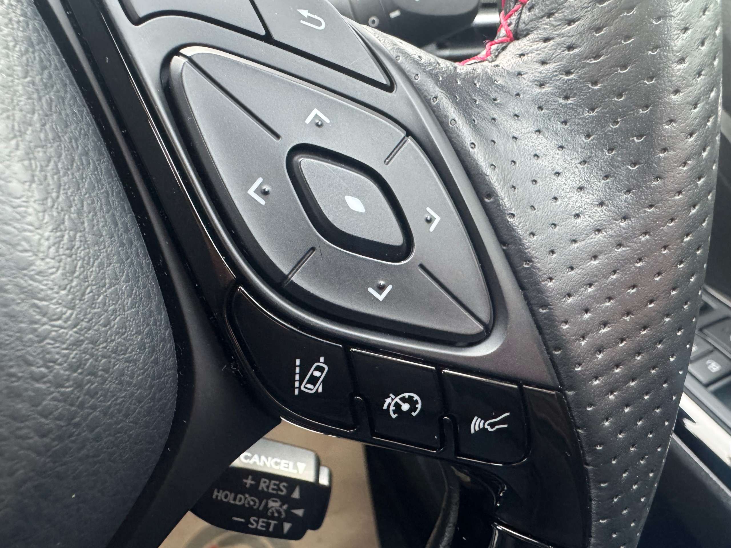 2022 TOYOTA C-HR 2022 TOYOTA C-HR